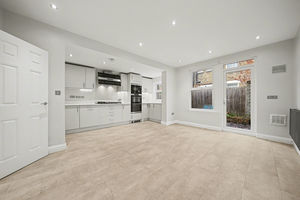 Photo 8- click for photo gallery